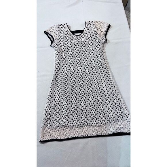Sally Miller Women's Short Sleeve Lace Detail Mini Dress Cream Black Size Small - Picture 1 of 9